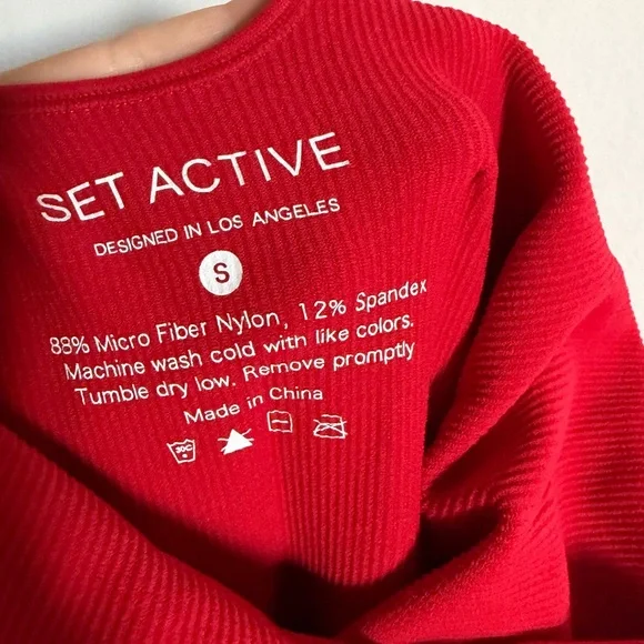 SET ACTIVE Red Seamless Ribbed Sleeveless Tank Flare Jumpsuit size Small EUC - Picture 8 of 8